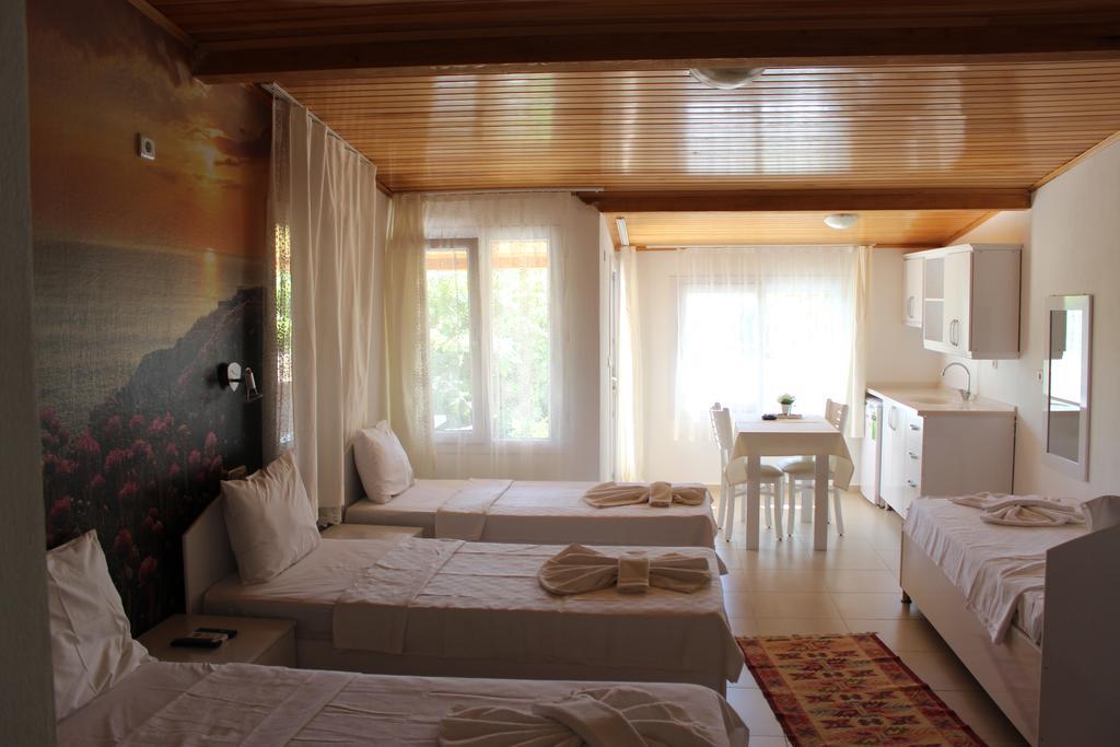 Huzur Hotel Sigacik Exterior photo